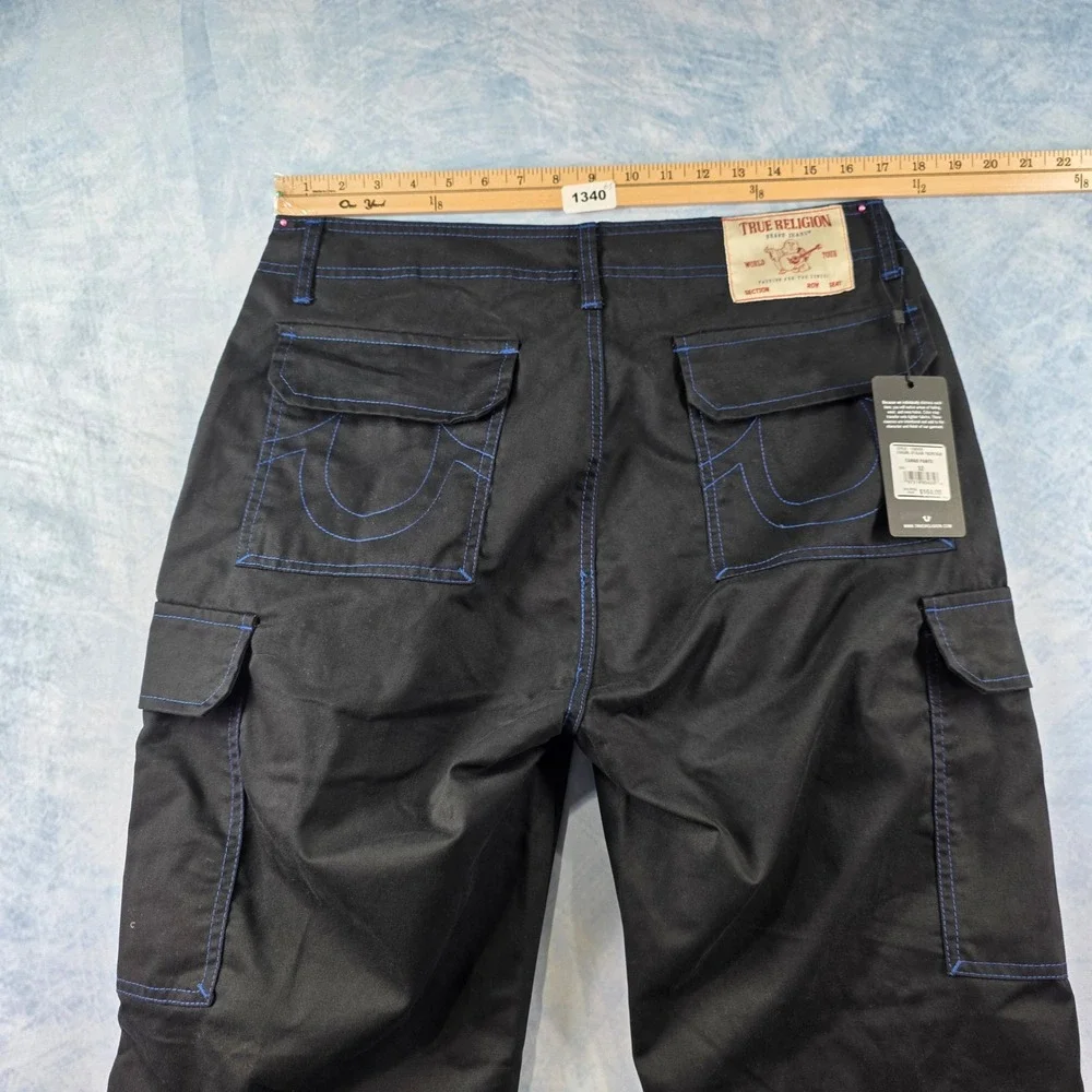 True Religion Mens Cargo Pants Jet Black‎ Pacific Blue Stitch 108335 Size 32 NWT